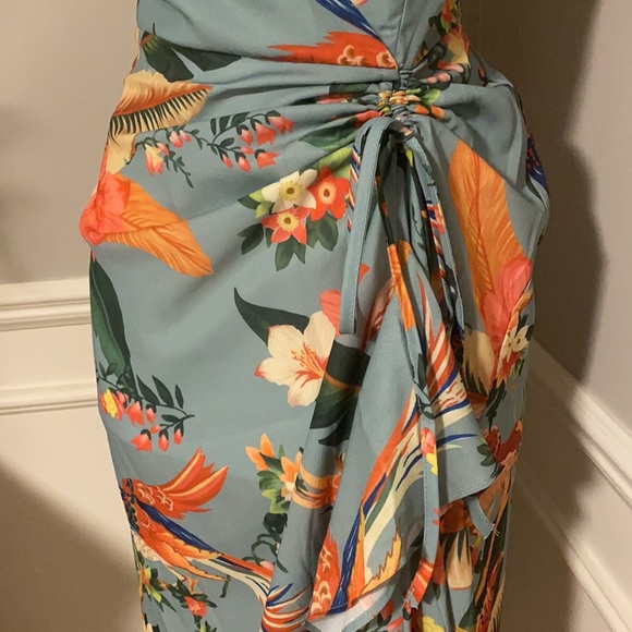 Tropical Pattern Dress - Picture 3 of 6